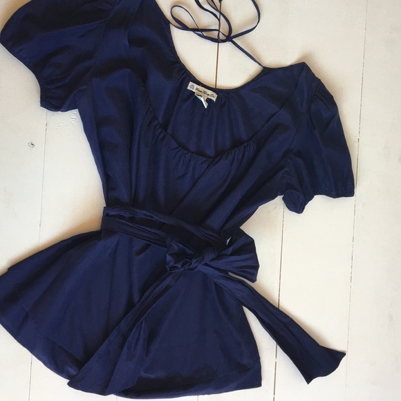 Top - Picture 1 of 8